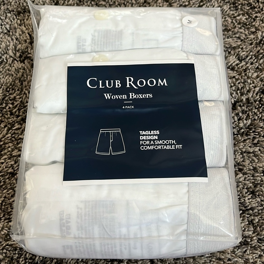New woven boxers. Medium. Set of 4! New in pkg!